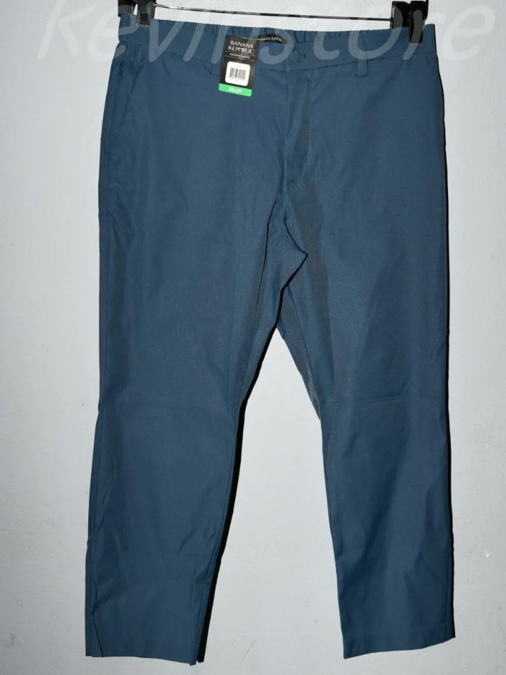 3 pairs Banana Republic Men's Commuter Pants. Price is for 3.